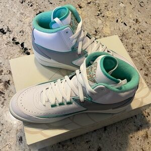 Women’s Air Jordan 2 Retro